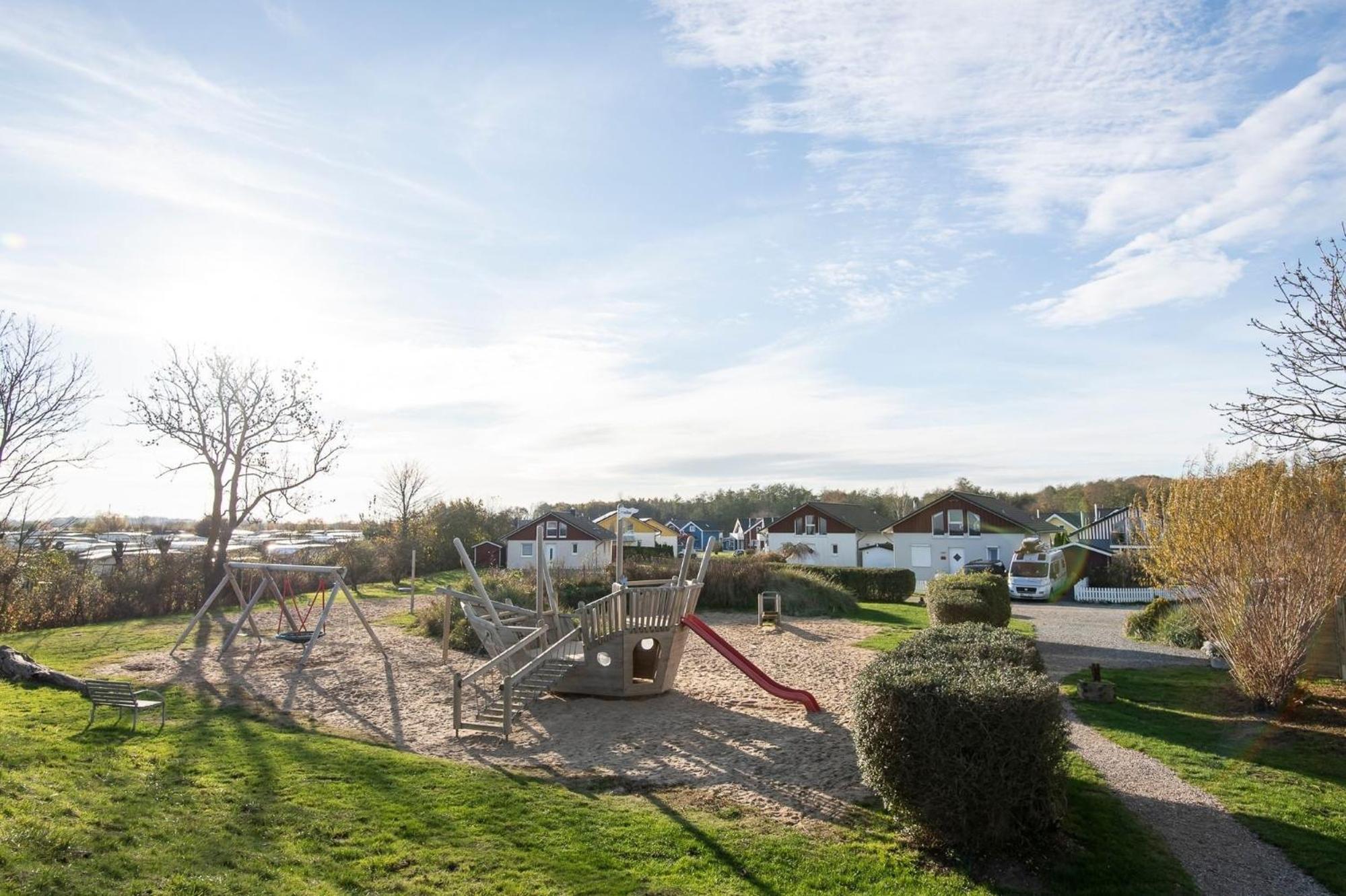 Seepark Suessau Ferienhaus Seerose 3 Extérieur photo